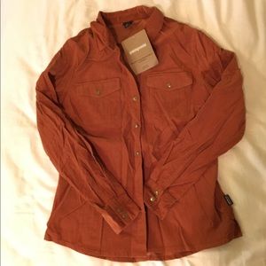 Patigonia burnt orange microcord button-up